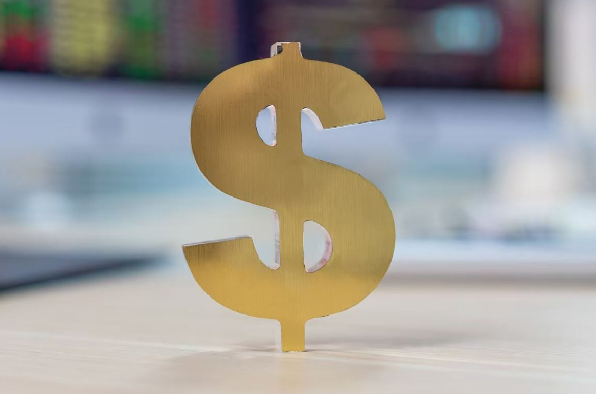 人民币升破6.84，高息定存美元的人慌了！4.5%利率难抵汇率损失，有人10万本金反亏超2千