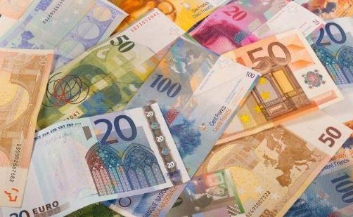 美瑞两国经济差异 瑞郎避险属性成双向制衡