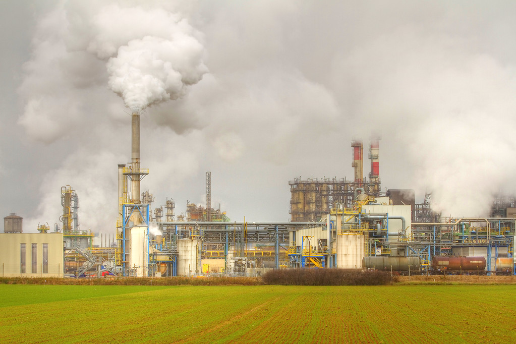 美以袭击伊朗导致航班停飞 迪拜黄金流通受到抑制