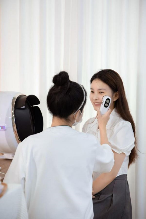 玫莉蔻发布“T7胶原水光超紧塑”护理项目，开启科技护肤新篇章