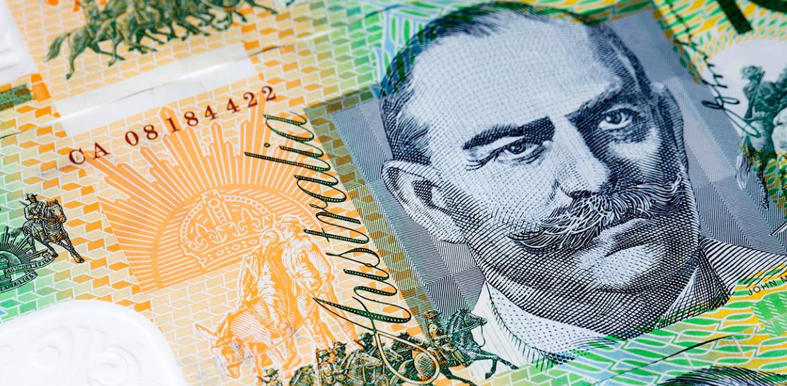 澳元跌至两月新低 地缘风险与油价飙升施压商品货币