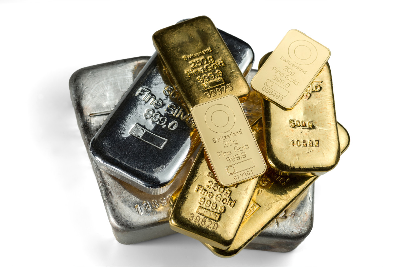 黄金4700成“铜墙铁壁” 白银70-75等方向