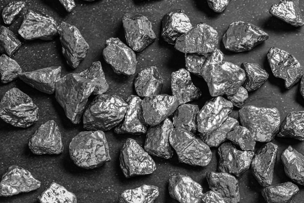 西北大厂有序复产 供应增量导致工业硅价格承压