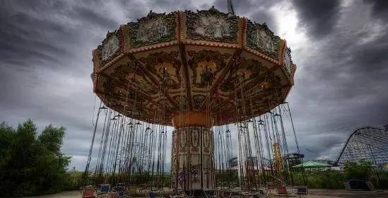 十大恐怖片排行榜_电影史上全球票房排行榜前10的恐怖片!(2)