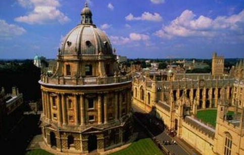 十大名校排行榜_英国大学十大名校:剑桥、牛津最强,第九也是全球百强大学(2)