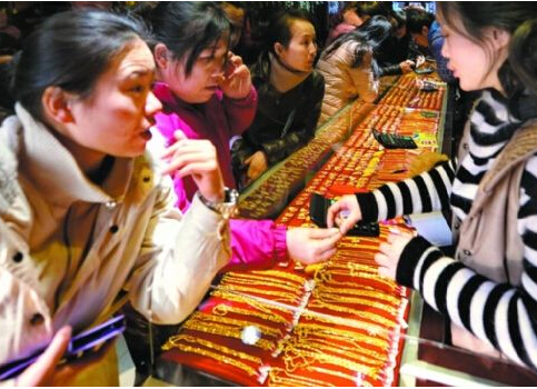 亞洲剛需者抄底搶購黃金，會烘托起市場嗎？