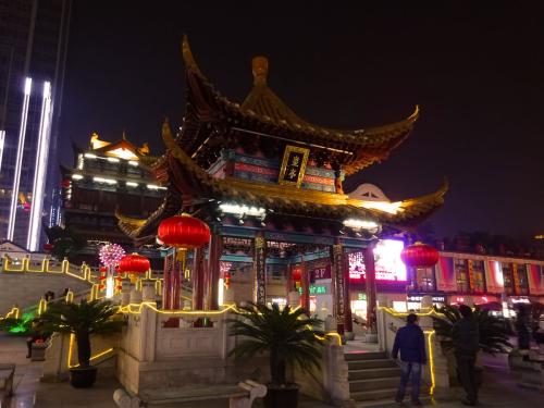 无锡崇安寺步行街旅游攻略_无锡崇安寺步行街