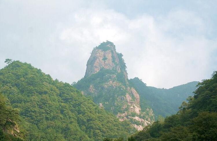 明堂山門票: 門票(包含2元意外傷害保險費):120