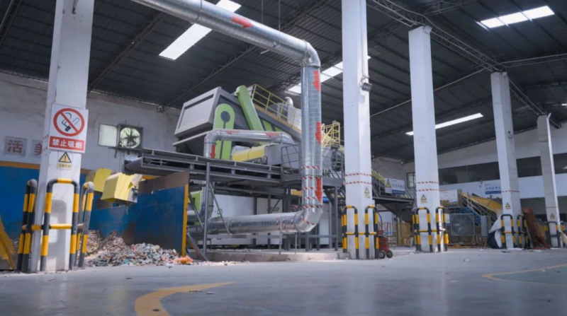 地上铁新能源车服网络x盘龙环境共建绿色物流高质量发展