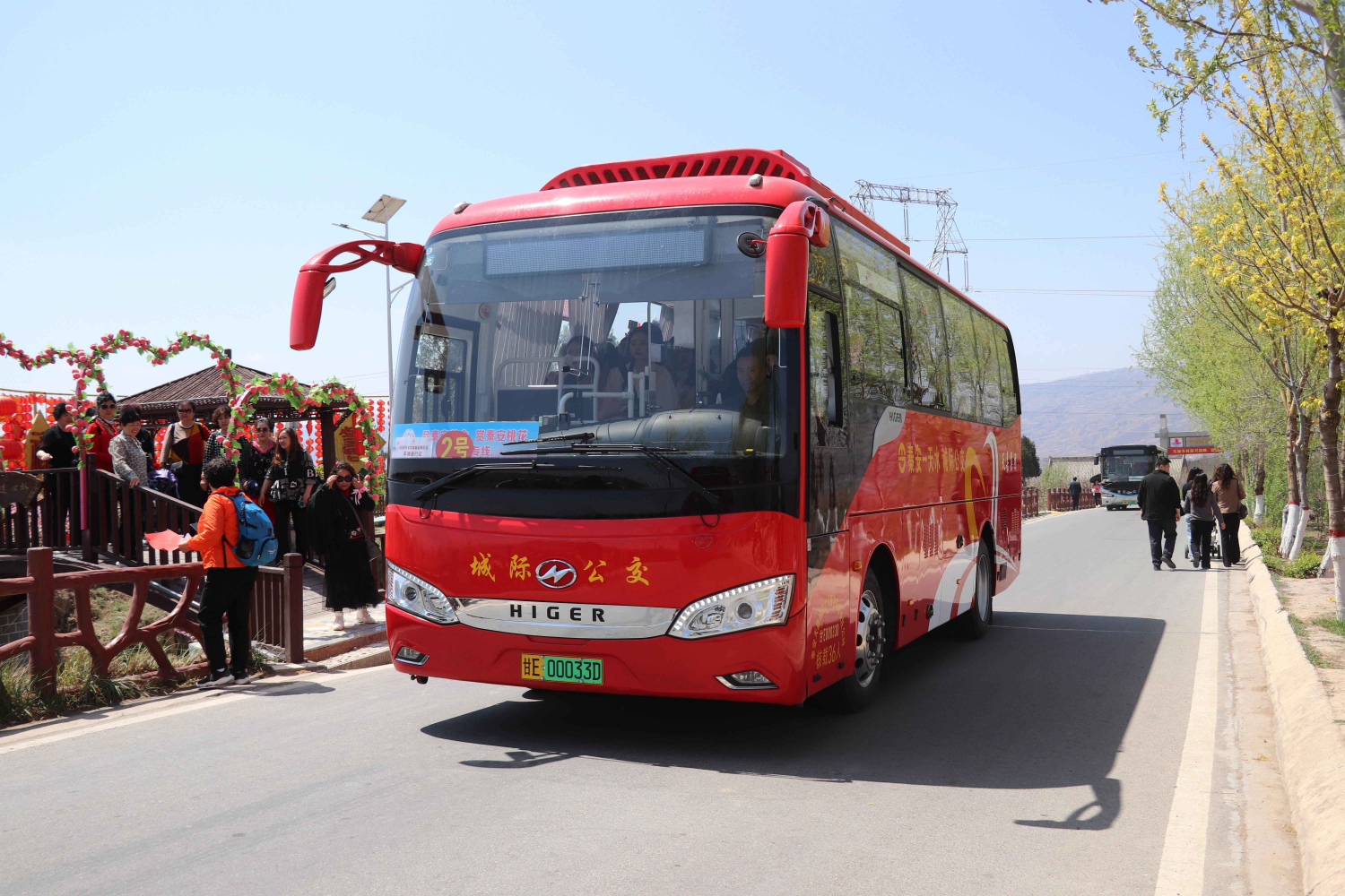 龙腾天水,苏州金龙客车与您共赴麻辣桃花之旅